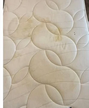 Avant - Matelas - Détachage & shampoing